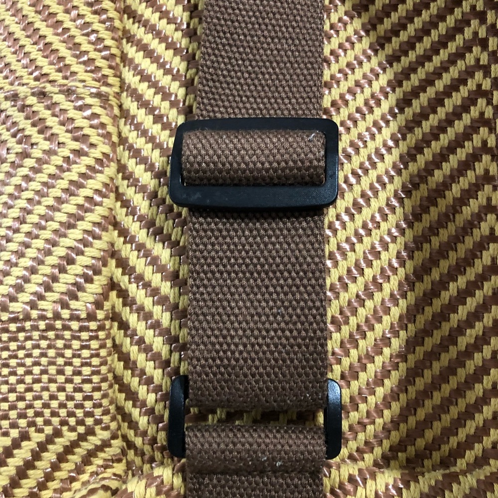 Back pack - Picture 3 of 9